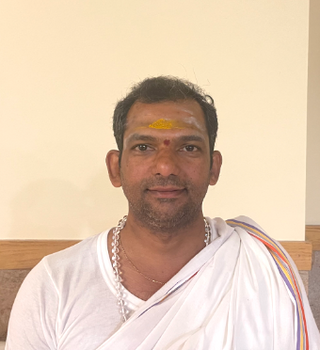Pandit Mahesh Kolivada